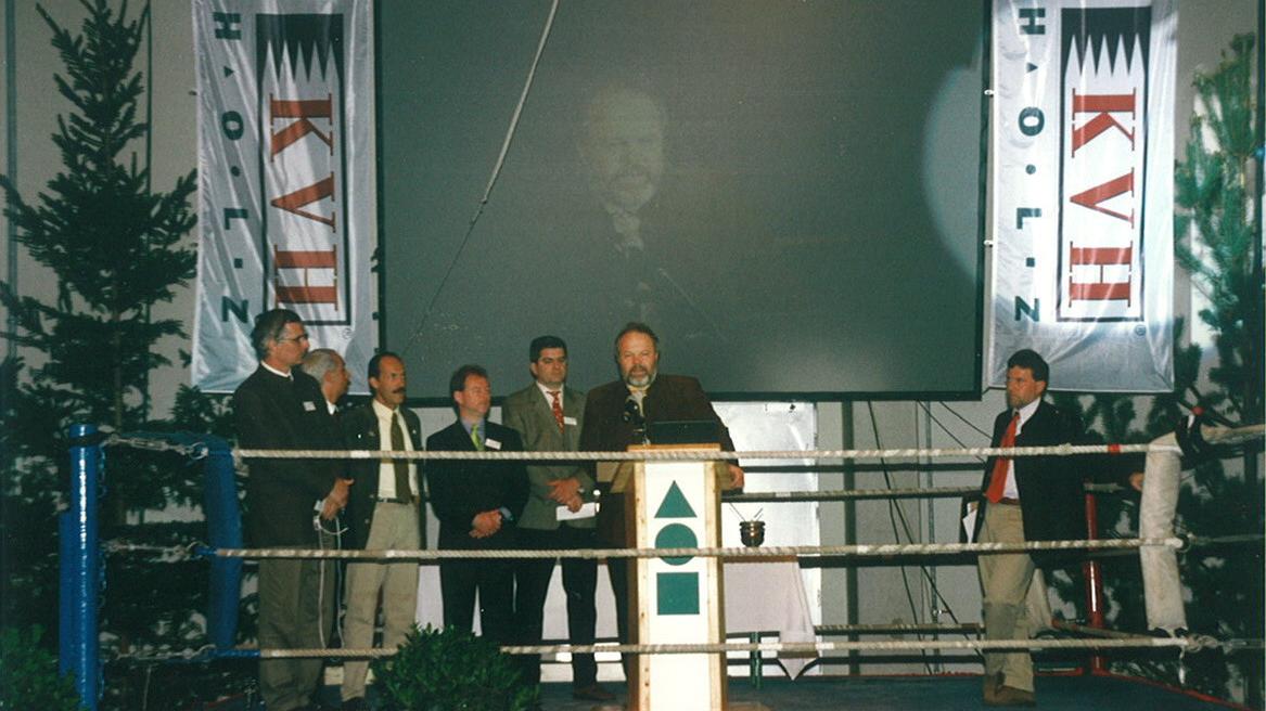 2.1_1998_Eröffnung KVH Werk 1998 2