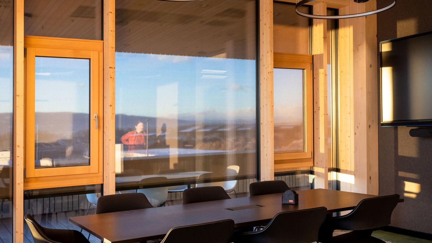The new office building of HASSLACHER PREDING Holzindustrie, meeting room