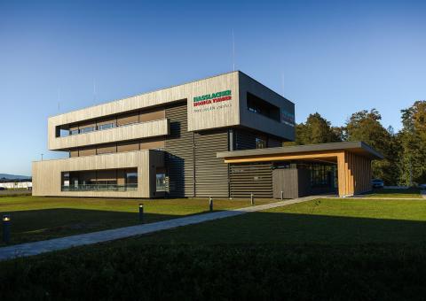 The new office building of HASSLACHER PREDING Holzindustrie, exterior view in daylight